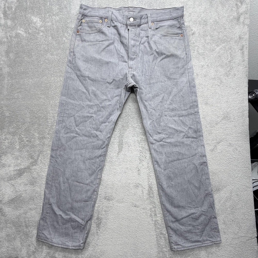 Levis 501 Jeans Mens Measured 38x31 Gray Light Wash Straight Denim Button Fly